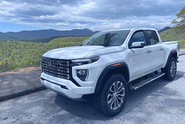 2023 GMC Canyon redesigned with more capability, AT4X off-road trim |  Automotive News